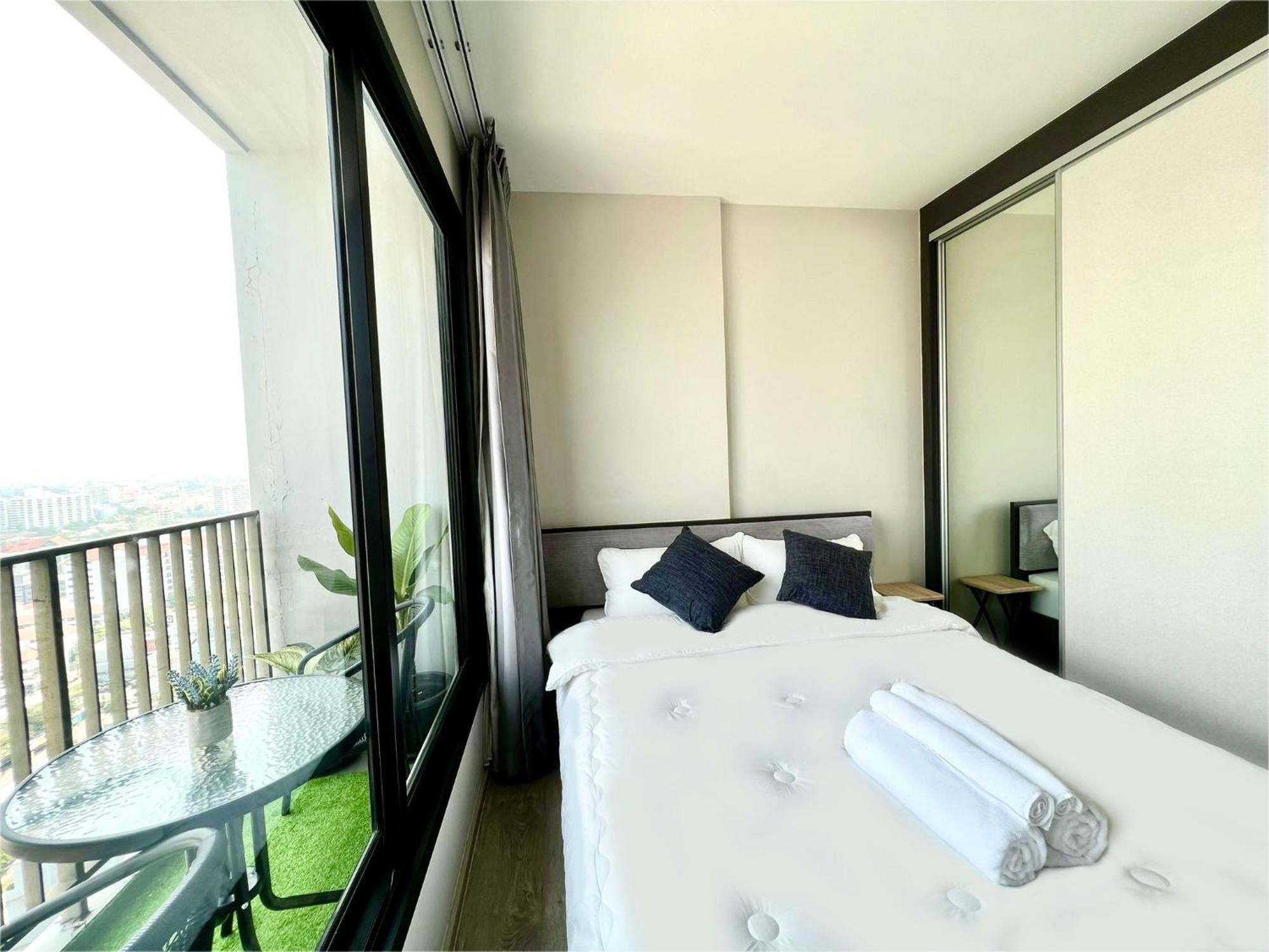 Sea View Pattaya Beach @The Base Central Pattaya Exterior foto
